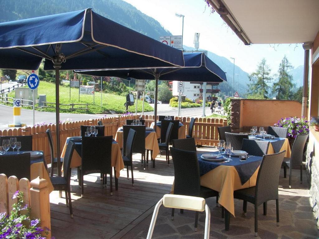 Hotel Vallechiara Moena Bagian luar foto