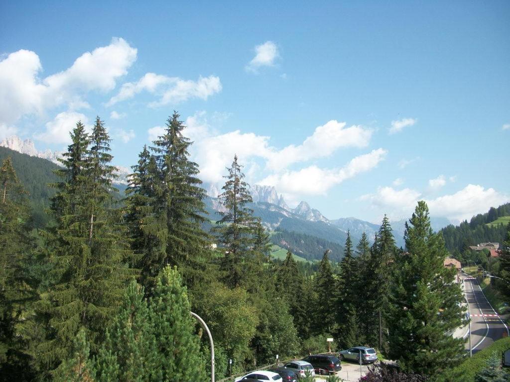 Hotel Vallechiara Moena Bagian luar foto