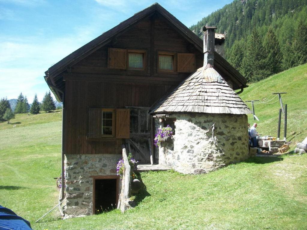 Hotel Vallechiara Moena Bagian luar foto