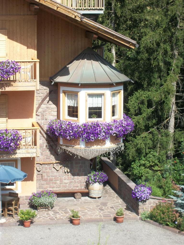 Hotel Vallechiara Moena Bagian luar foto